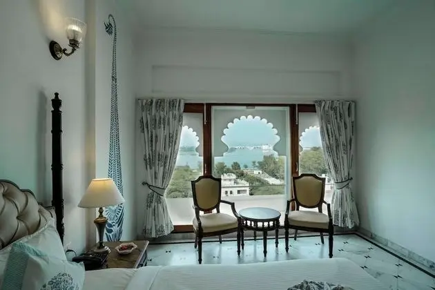 Superior Tek Büyük veya İki Ayrı Yataklı Oda