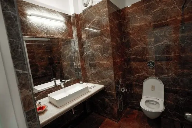 Superior Tek Büyük veya İki Ayrı Yataklı Oda
