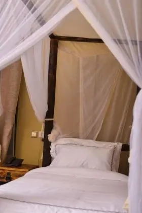 Comfort Tek Büyük veya İki Ayrı Yataklı Oda