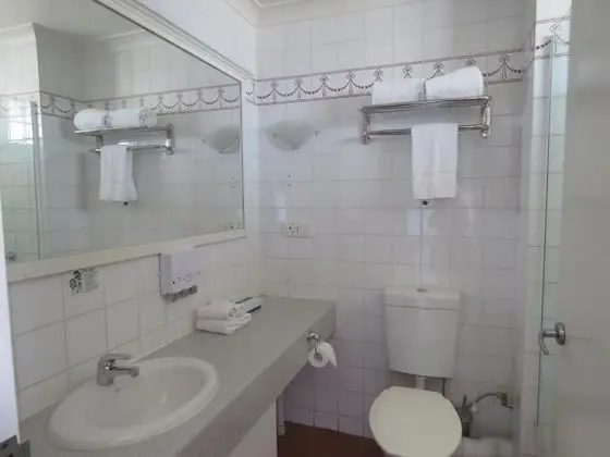 Queen And Single Room