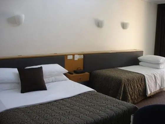 Standard Oda, Sigara İçilmez (Standard Upstairs Room)