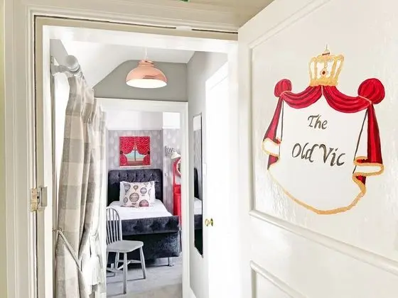 Deluxe İki Ayrı Yataklı Oda, Banyolu/Duşlu, Bahçe Manzaralı (The Old Vic twin room-9)