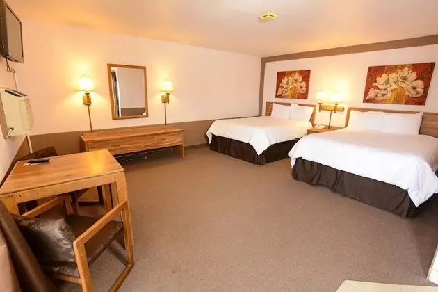 Classic Tek Büyük Yataklı Oda