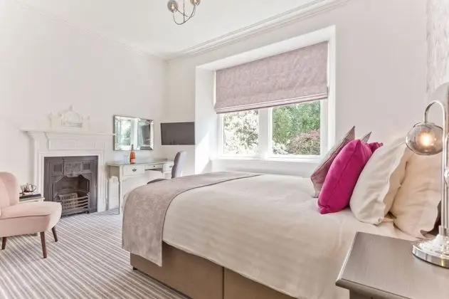 Country House Room with Garden View