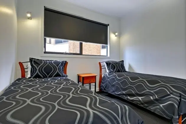 Apart Daire, 2 Yatak Odası, Kısmi Deniz Manzaralı, Zemin Kat (Bay Apartment)