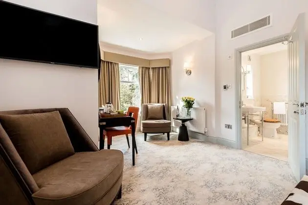 Executive King Room