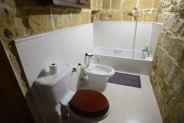 Luxury Süit, Banyolu/Duşlu
