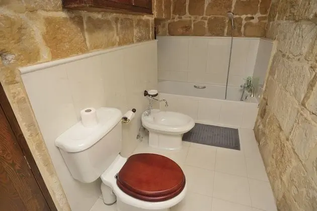 Luxury Süit, Banyolu/Duşlu