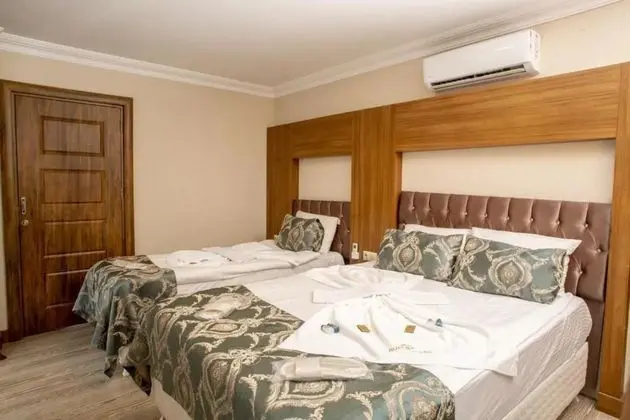 Bağlantılı Standard Family Oda
