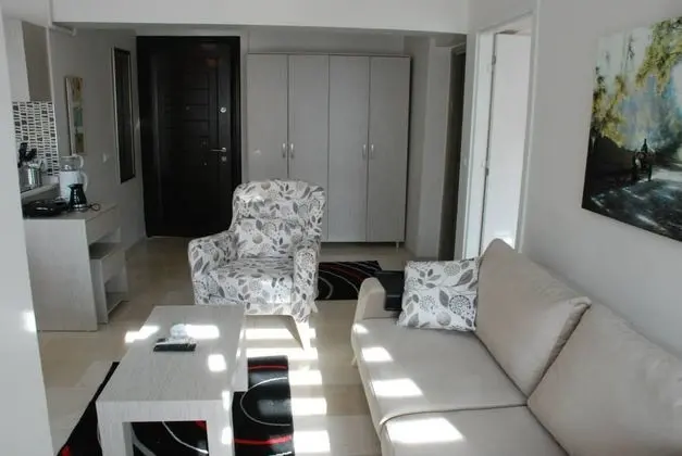 Aile Odası, Sokak Manzaralı, Smoking Room