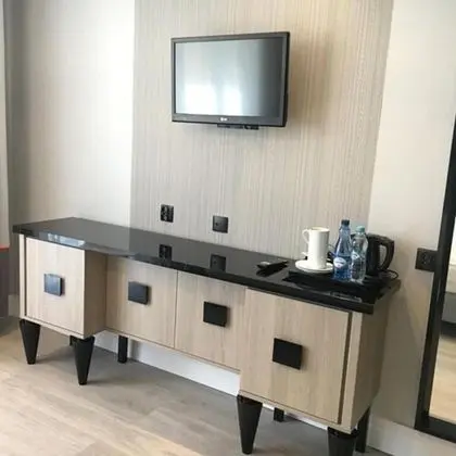 Tek Büyük Yataklı Oda, Balkon, Park Manzaralı