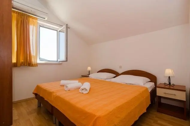 Apart Daire, 2 Yatak Odası, Teras (A1)