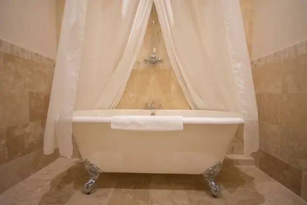 Luxury Tek Büyük Yataklı Oda, 1 En Büyük (King) Boy Yatak