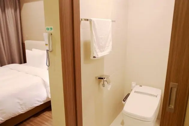[No Parking] Business Single Room