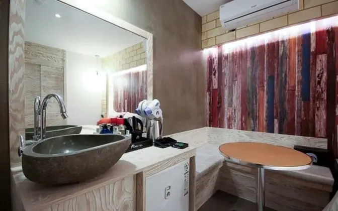 Oda (Special Room)