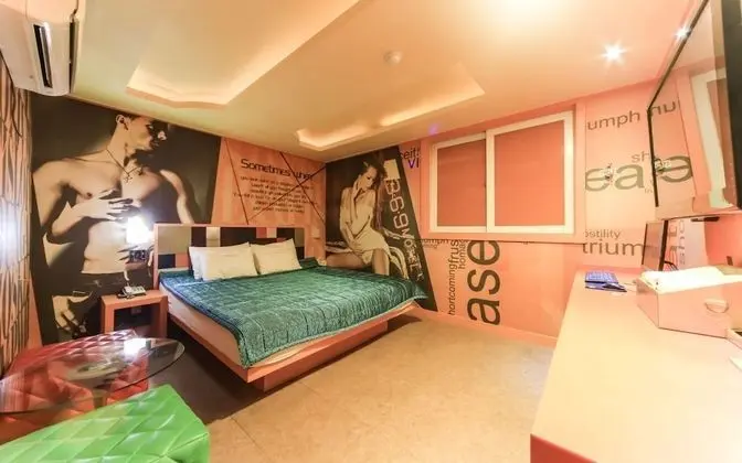 Oda (Special Room)
