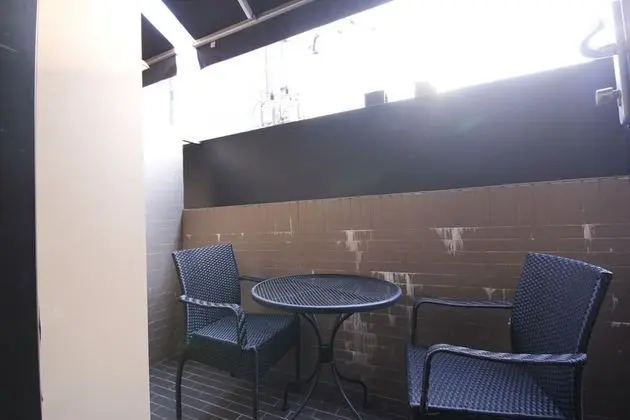 Oda (Deluxe (Free Netflix watching))