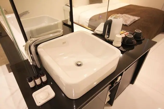 Oda (Standard (Free Netflix watching))