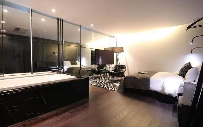 Oda (VIP (Free Netflix watching))