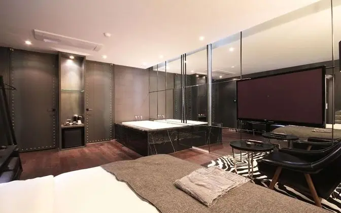 Oda (VIP (Free Netflix watching))