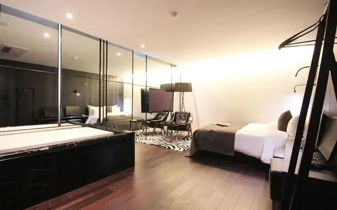 Oda (VIP (Free Netflix watching))