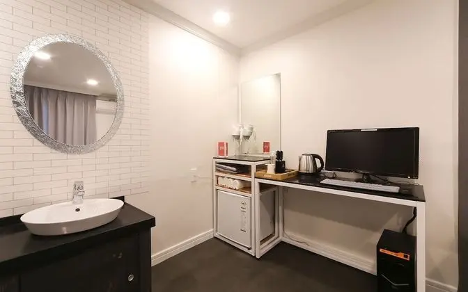 Oda (Deluxe Double (Free Netflix + PC + La)