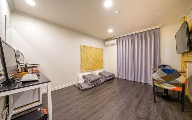 Oda (Premium Ondol (Free to watch Netflix))