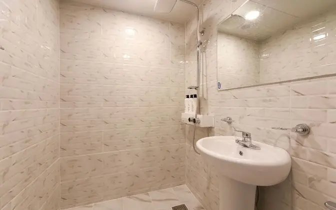 Oda (Standard Double (Free Netflix + PC + )