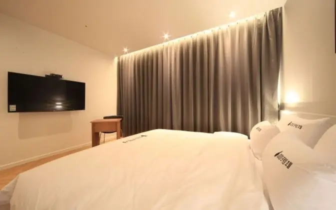 Oda (Event Room/Corona Security Room (firs)