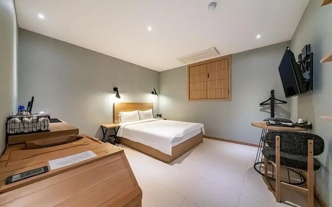 Oda (Standard (Netflix viewing + PC))