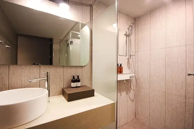 Oda (Standard (Netflix viewing + PC))