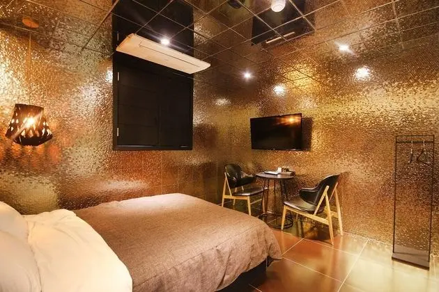 Oda (VIP * massage chair*(Netflix viewable)