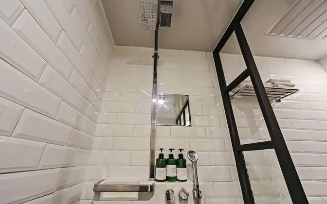 Oda (Twin (Office PC< Double + Single Bed))