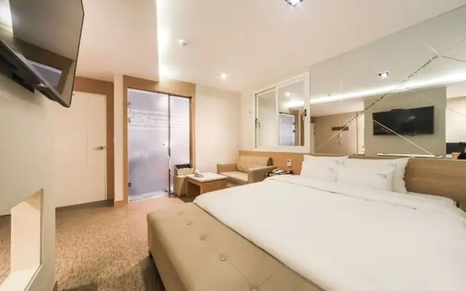 Oda (City Double (contact the front desk w)