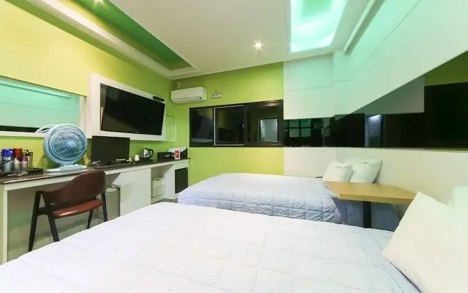 Oda (General Twin (You can watch Netflix &)