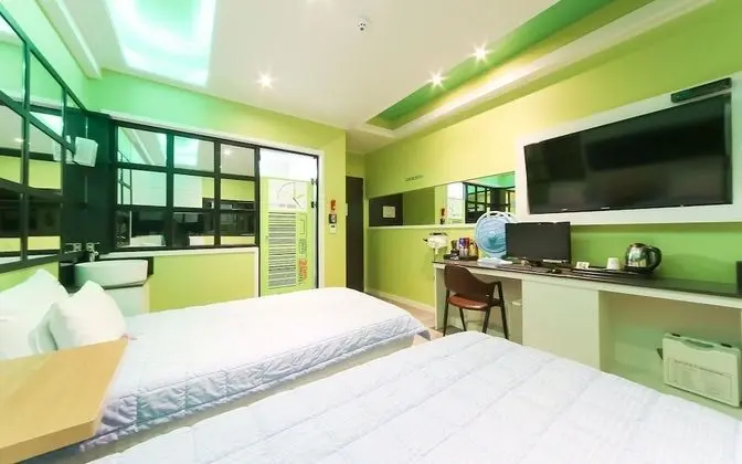 Oda (General Twin (You can watch Netflix &)