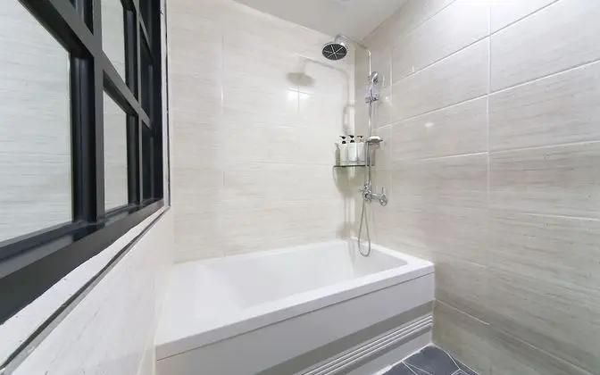 Oda (General Twin (You can watch Netflix &)