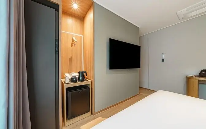 Oda (Standard Double (TV Breakfast Netflix)