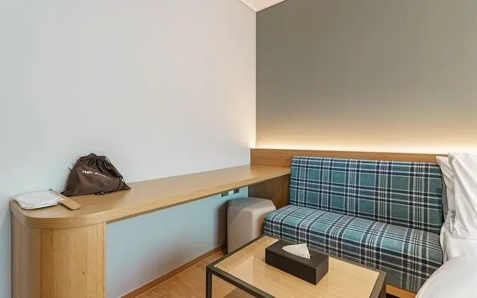 Oda (Standard Double (TV Breakfast Netflix)