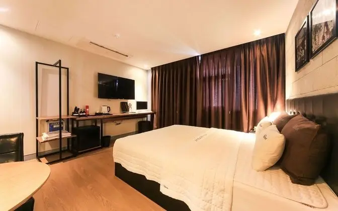 Oda (Deluxe A (free viewing of NETFLIX))