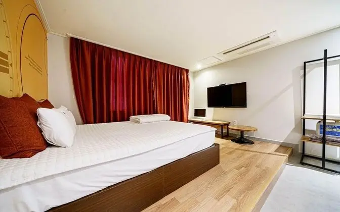 Oda (Deluxe A (free viewing of NETFLIX))