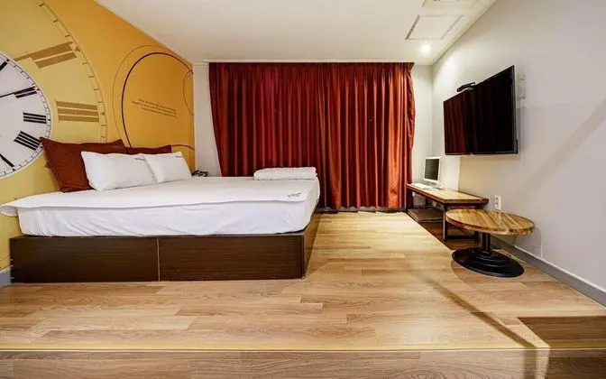 Oda (Deluxe A (free viewing of NETFLIX))