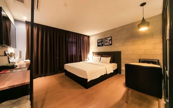 Oda (Deluxe A (free viewing of NETFLIX))