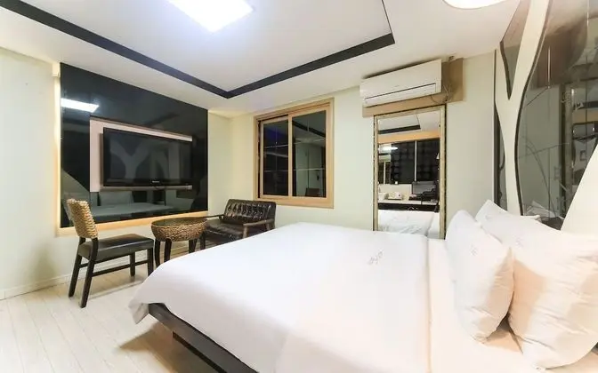 Oda (Semi-Special Room)