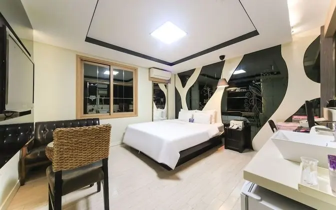 Oda (Semi-Special Room)