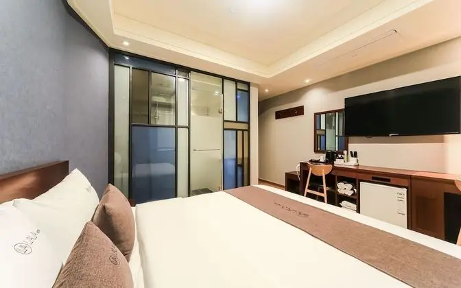 Oda (C-type for walking only (no parking a)