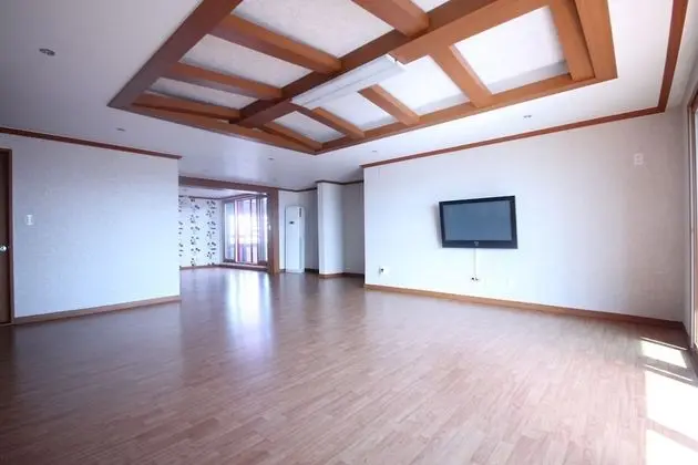 Oda (Suite Room - Condo (Call before Booki)