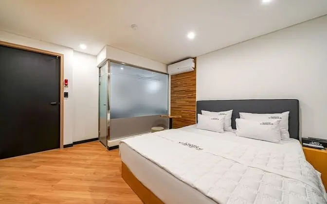 Oda (Standard (Netflix))