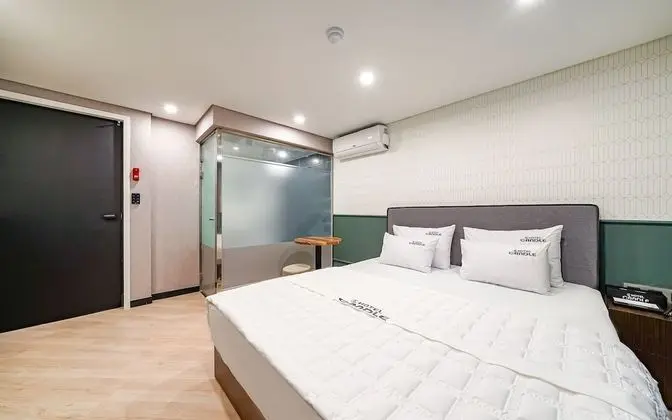 Oda (Standard (Netflix))