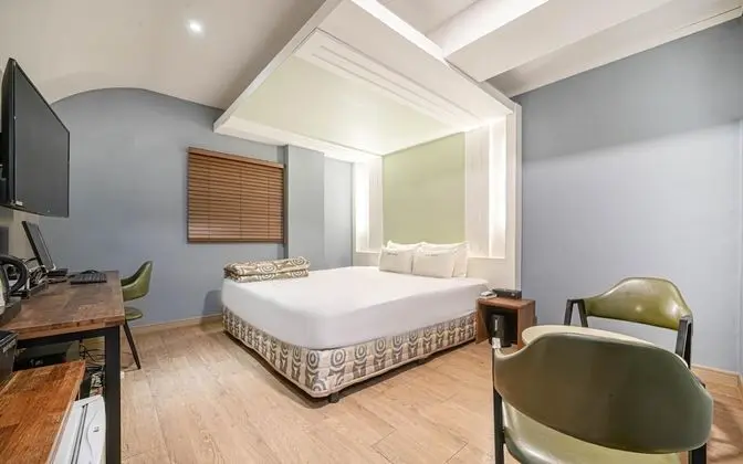 Oda (Deluxe(Free Netflix watching))